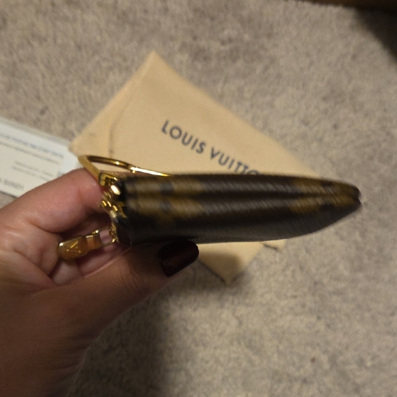 Louis Vuitton Brown Monogram Key Holder - Picture 6 of 8